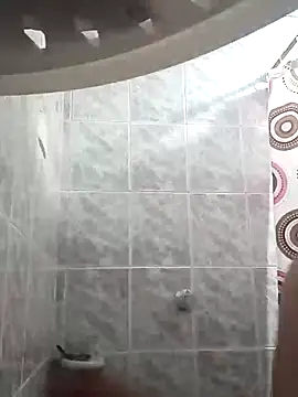 Naomy veracruz  online show from February 18, 2026, 9:28 am