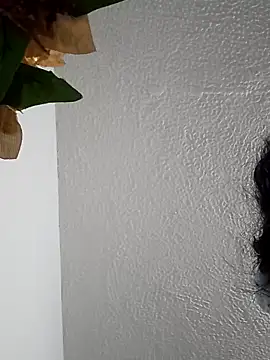 Naomy veracruz  online show from February 11, 2026, 10:04 am