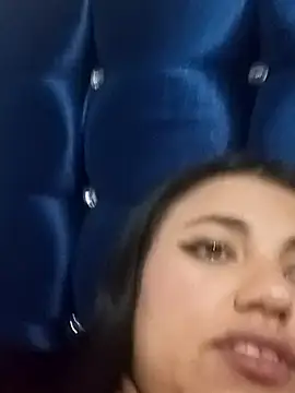 Naomy veracruz  online show from February 12, 2026, 10:53 pm