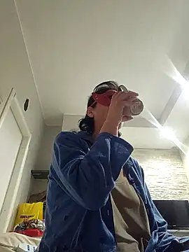 Vagabondainnamorata online show from December 22, 2025, 3:39 am