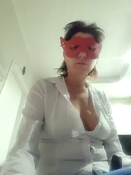 Vagabondainnamorata online show from February 23, 2026, 3:41 am