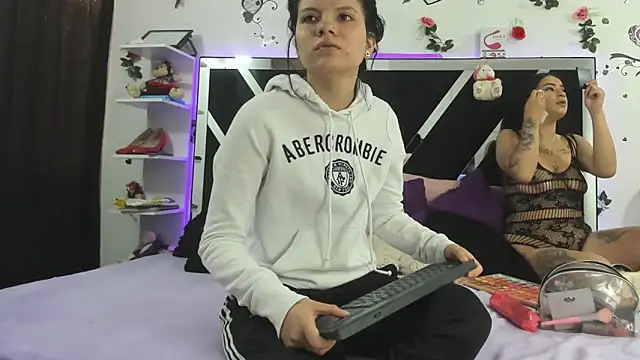 abby eemily online show from October 1, 2025, 12:09 pm