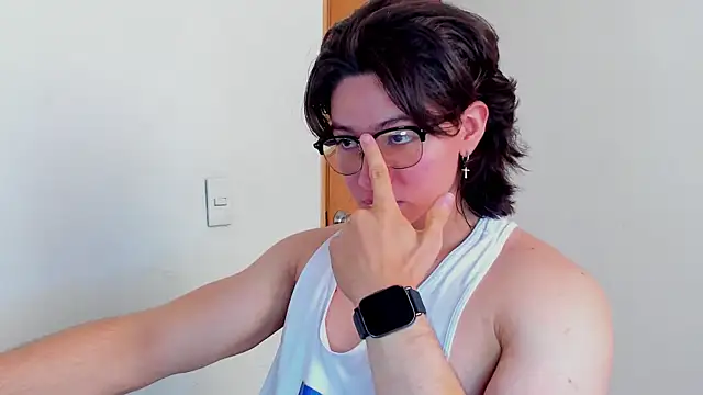 Snapshot of AngelBennet_ chatting on November 16, 2025, 6:12 pm AngelBennet online show from November 16, 2025, 6:12 pm