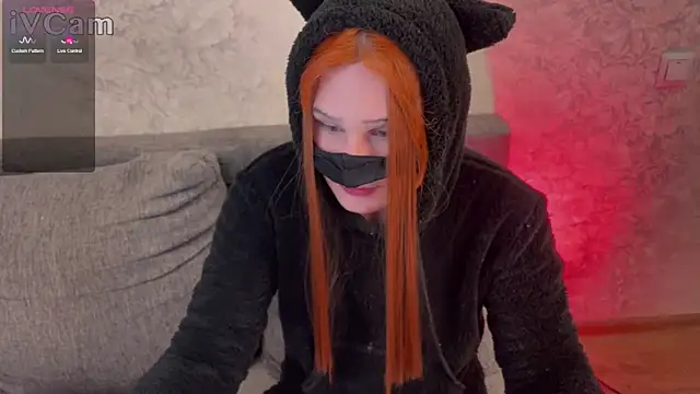 Kleo Godde online show from March 2, 2025, 6:24 pm