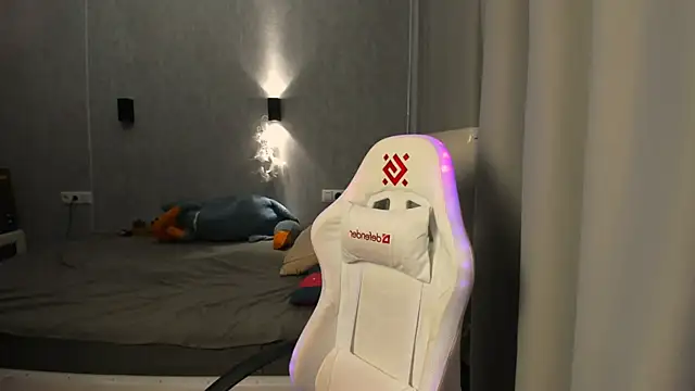 Kleo Godde online show from October 11, 2025, 1:17 am