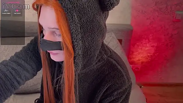 Kleo Godde online show from March 3, 2025, 12:34 am