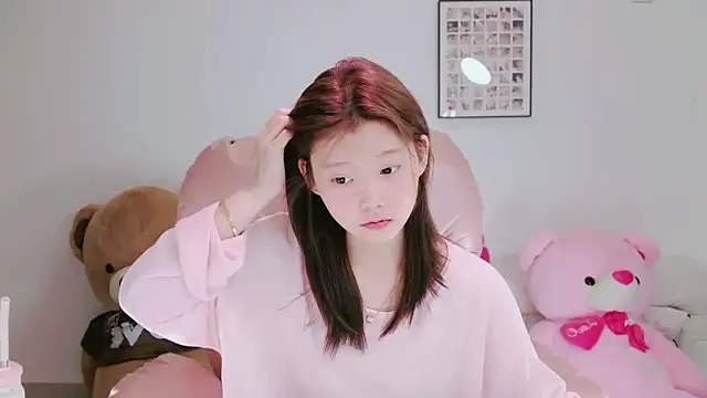 Snapshot of yangyang-1115 chatting on May 4, 2026, 4:16 am yangyang-1115 online show from May 4, 2026, 4:16 am