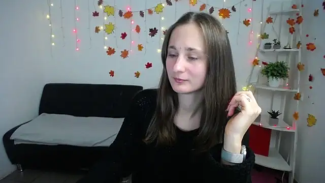 Snapshot of MichelLeee chatting on November 25, 2025, 12:38 pm MichelLeee online show from November 25, 2025, 12:38 pm