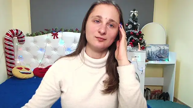 Snapshot of MichelLeee chatting on December 17, 2025, 12:21 pm MichelLeee online show from December 17, 2025, 12:21 pm