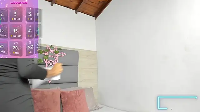 Snapshot of AshleyHill2 chatting on November 12, 2025, 3:54 am AshleyHill2 online show from November 12, 2025, 3:54 am