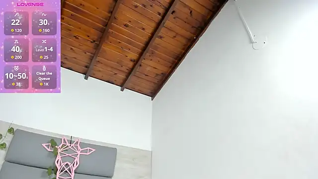 Snapshot of AshleyHill2 chatting on December 3, 2025, 3:29 am AshleyHill2 online show from December 3, 2025, 3:29 am