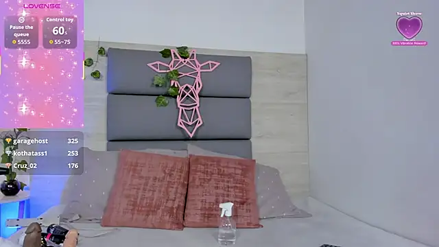 Snapshot of AshleyHill2 chatting on November 19, 2025, 3:28 am AshleyHill2 online show from November 19, 2025, 3:28 am