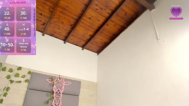 Snapshot of AshleyHill2 chatting on December 2, 2025, 3:30 am AshleyHill2 online show from December 2, 2025, 3:30 am