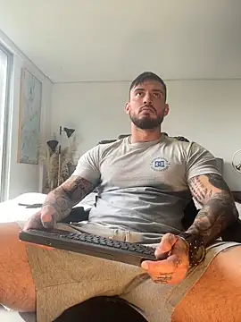 DimitriSullivan  online show from February 20, 2026, 1:13 pm