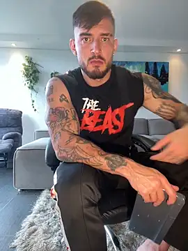 DimitriSullivan  online show from March 18, 2026, 1:46 pm