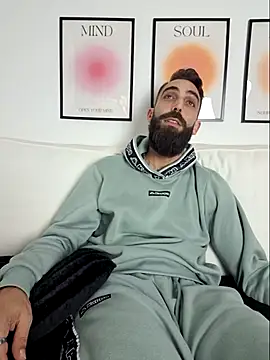 Snapshot of DaWoD030 chatting on November 12, 2025, 6:34 pm DaWoD030 online show from November 12, 2025, 6:34 pm