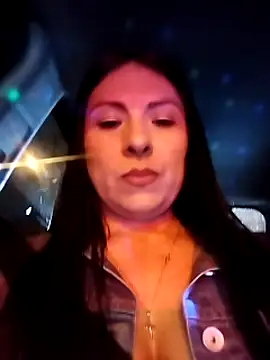 Snapshot of Ella_Rousse chatting on March 14, 2025, 10:39 am Ella Rousse online show from March 14, 2025, 10:39 am