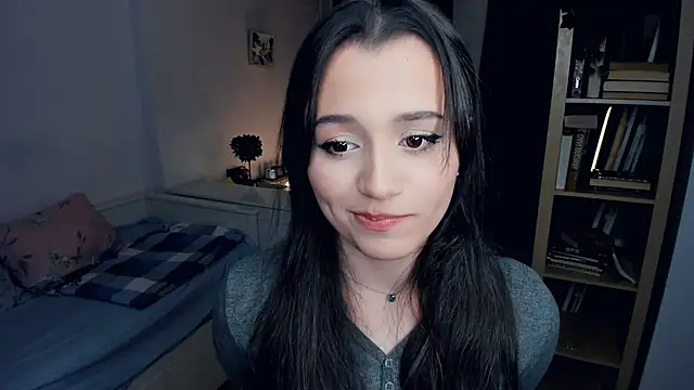 PpapiWwa online show from December 8, 2024, 7:54 pm