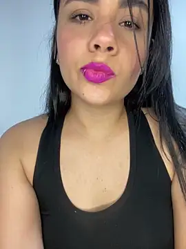 Leyna Kenet online show from January 29, 2025, 3:33 am