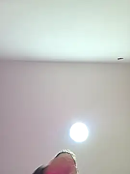 NeredaXxx online show from April 4, 2026, 12:12 pm