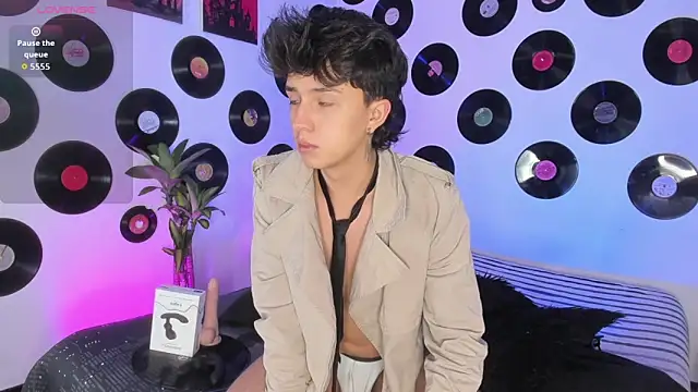 juandaaap online show from February 4, 2026, 6:47 pm