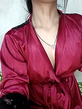 xpihu online show from July 12, 2026, 7:58 pm