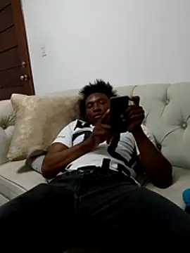 Snapshot of elchicomielrd chatting on January 13, 2026, 7:34 am elchicomielrd online show from January 13, 2026, 7:34 am