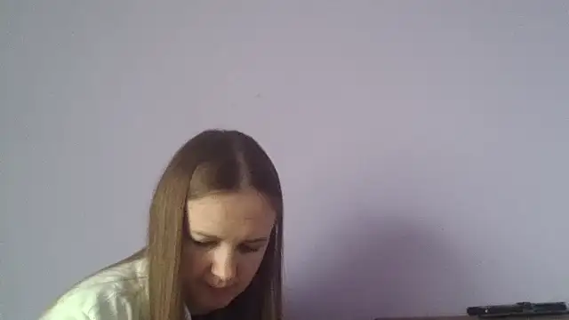 Snapshot of Milaniya261 chatting on April 16, 2026, 6:03 am Milaniya261 online show from April 16, 2026, 6:03 am