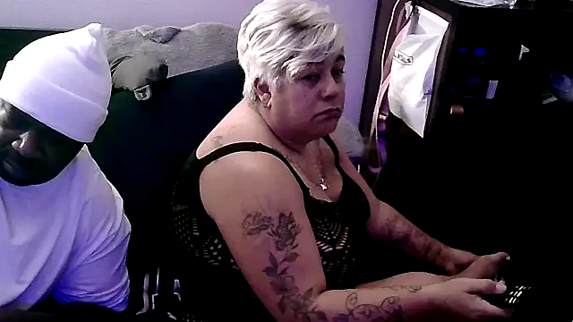 GOODCHOCOLATEDICK online show from December 21, 2024, 7:45 am