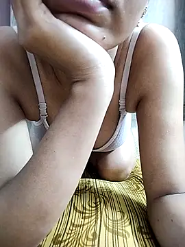 Snapshot of shalini_fire chatting on October 3, 2025, 10:06 am shalini fire online show from October 3, 2025, 10:06 am