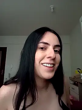 Snapshot of Morguisssz chatting on September 16, 2025, 10:49 am Morguisssz online show from September 16, 2025, 10:49 am