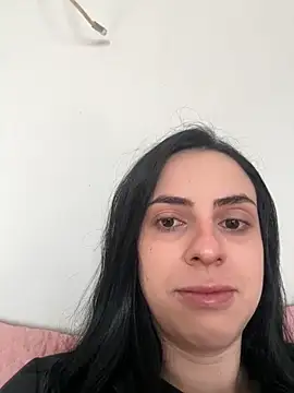 Snapshot of Morguisssz chatting on November 19, 2025, 10:37 am Morguisssz online show from November 19, 2025, 10:37 am