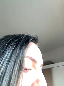 Snapshot of Morguisssz chatting on November 24, 2025, 9:37 pm Morguisssz online show from November 24, 2025, 9:37 pm