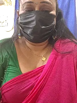 Snapshot of rekha_naier chatting on June 18, 2026, 5:18 pm rekha naier online show from June 18, 2026, 5:18 pm