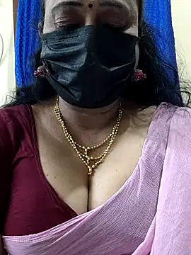 Snapshot of rekha_naier chatting on January 6, 2026, 5:06 pm rekha naier online show from January 6, 2026, 5:06 pm