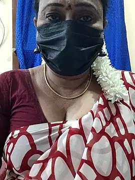 Snapshot of rekha_naier chatting on February 3, 2026, 5:29 pm rekha naier online show from February 3, 2026, 5:29 pm