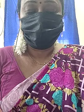 Snapshot of rekha_naier chatting on July 5, 2026, 5:03 am rekha naier online show from July 5, 2026, 5:03 am