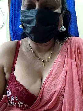 Snapshot of rekha_naier chatting on January 5, 2026, 10:35 pm rekha naier online show from January 5, 2026, 10:35 pm