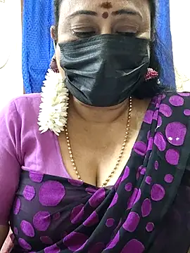 Snapshot of rekha_naier chatting on December 4, 2025, 4:17 pm rekha naier online show from December 4, 2025, 4:17 pm