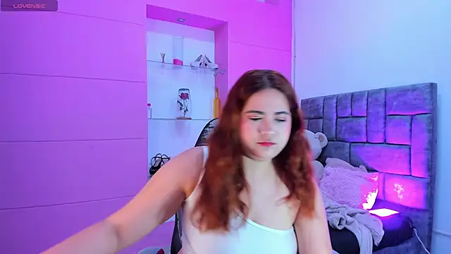 jisoo   online show from September 29, 2025, 1:17 pm