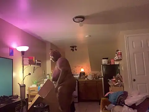 Snapshot of BigKittyRaven chatting on January 10, 2025, 6:20 am BigKittyRaven online show from January 10, 2025, 6:20 am