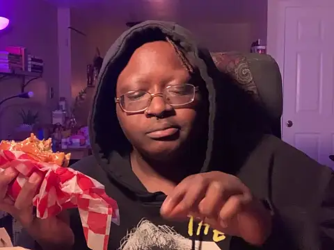 Snapshot of BigKittyRaven chatting on December 21, 2024, 2:19 am BigKittyRaven online show from December 21, 2024, 2:19 am