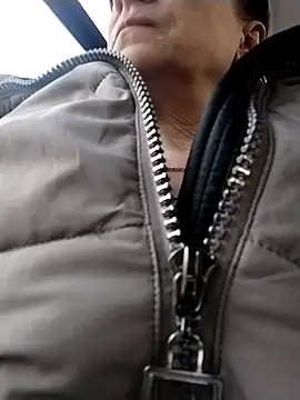 Lorrain Dorrie online show from March 18, 2025, 1:23 pm