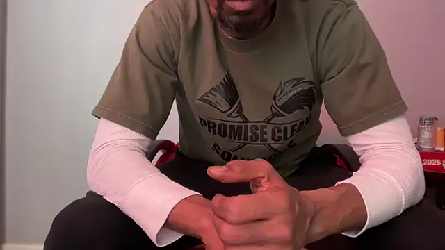 skarfosbabes69 online show from March 17, 2026, 10:02 pm