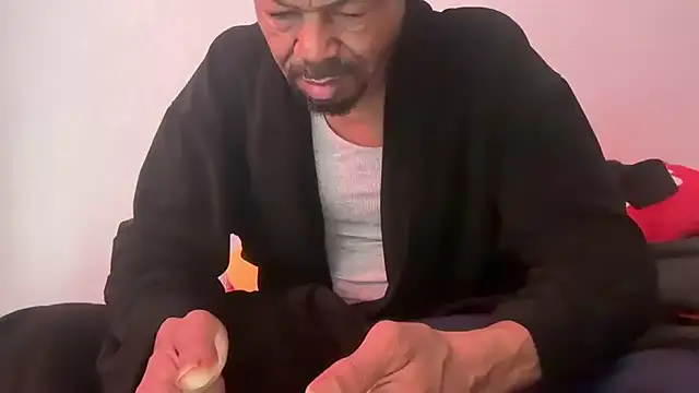 skarfosbabes69 online show from March 3, 2026, 5:25 am