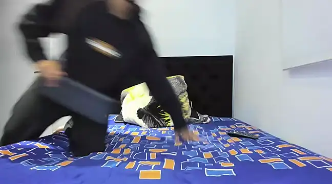 Snapshot of latin_bbc chatting on February 23, 2025, 3:13 am latin bbc online show from February 23, 2025, 3:13 am