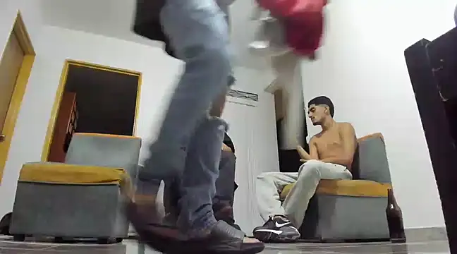 Snapshot of latin_bbc chatting on January 15, 2025, 12:41 am latin bbc online show from January 15, 2025, 12:41 am