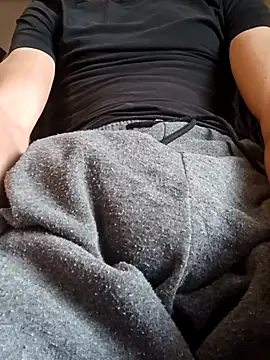 Snapshot of dariodario chatting on April 6, 2026, 5:41 am dariodario online show from April 6, 2026, 5:41 am