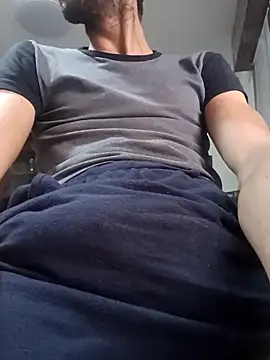 Snapshot of dariodario chatting on November 8, 2025, 7:23 am dariodario online show from November 8, 2025, 7:23 am