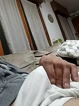 Snapshot of dariodario chatting on November 10, 2025, 11:54 pm dariodario online show from November 10, 2025, 11:54 pm